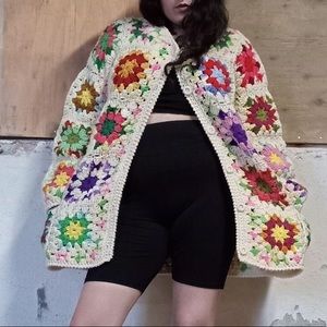 SALE!!! Vintage 1960s Granny square thick crochet sweater Size Medium/Large